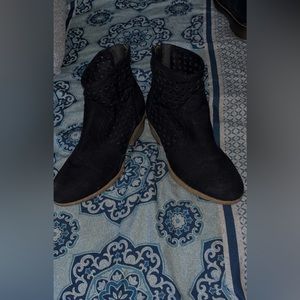 Womens booties size 6.5